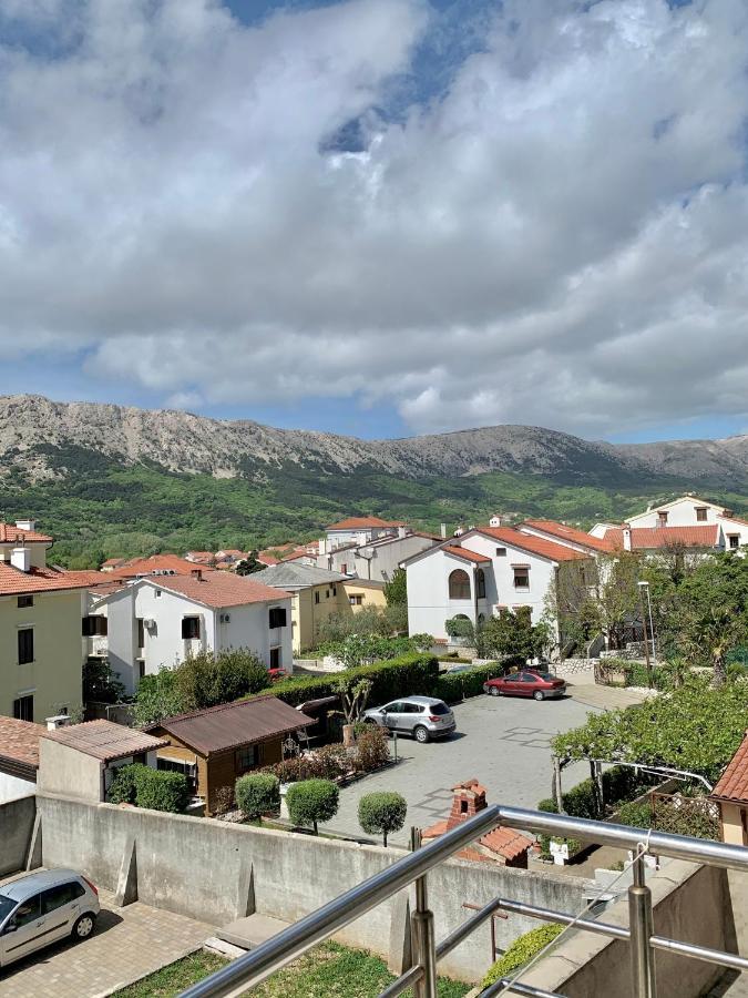 Apartments Happy Stay Center Baska Exterior foto