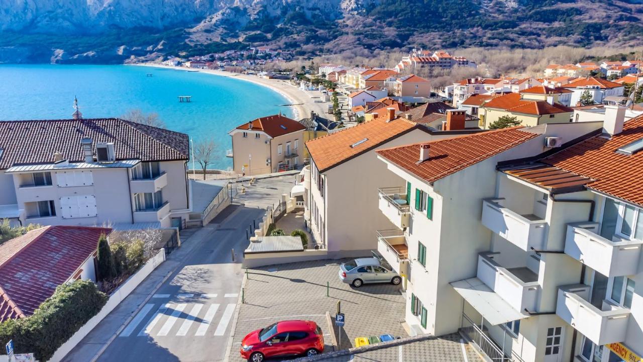 Apartments Happy Stay Center Baska Exterior foto